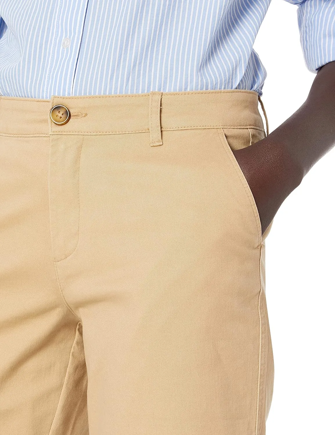 Amazon Essentials Women's Mid-Rise Slim-Fit 10" Inseam Bermuda Khaki Short
