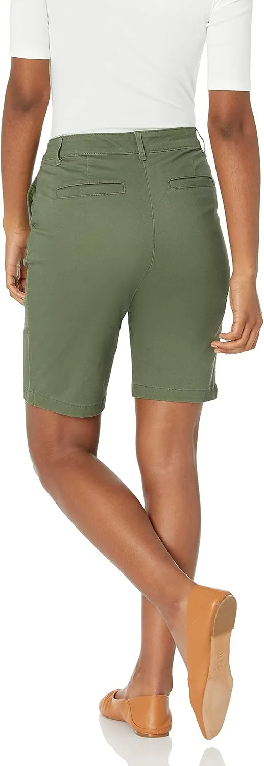 Amazon Essentials Women's Mid-Rise Slim-Fit 10" Inseam Bermuda Khaki Short