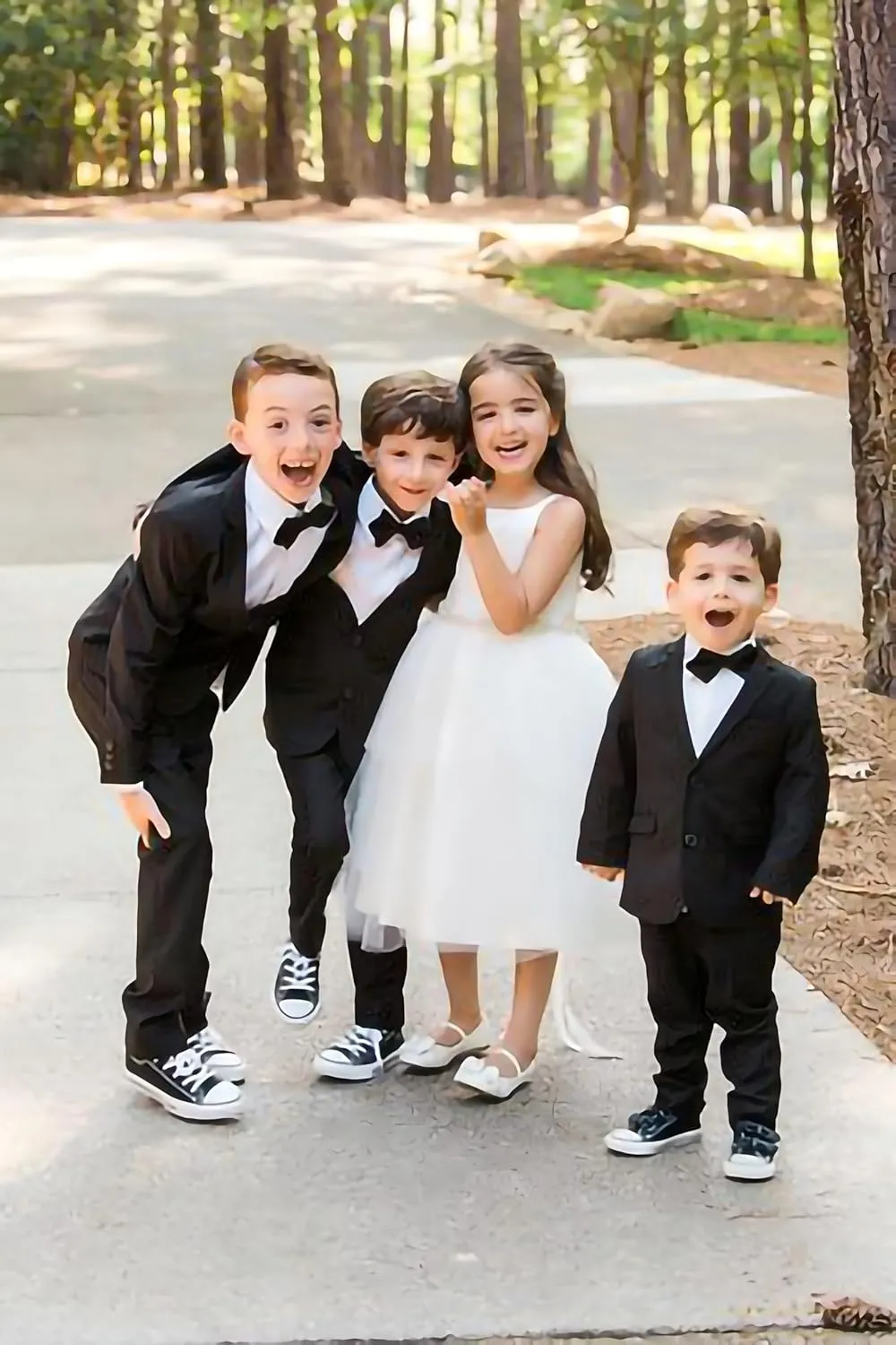 Boy's 3 Piece Slim Fit Suit Set Kid Blazer Jacket Vest Pants Tuxedo Set for Party, Wedding and Business