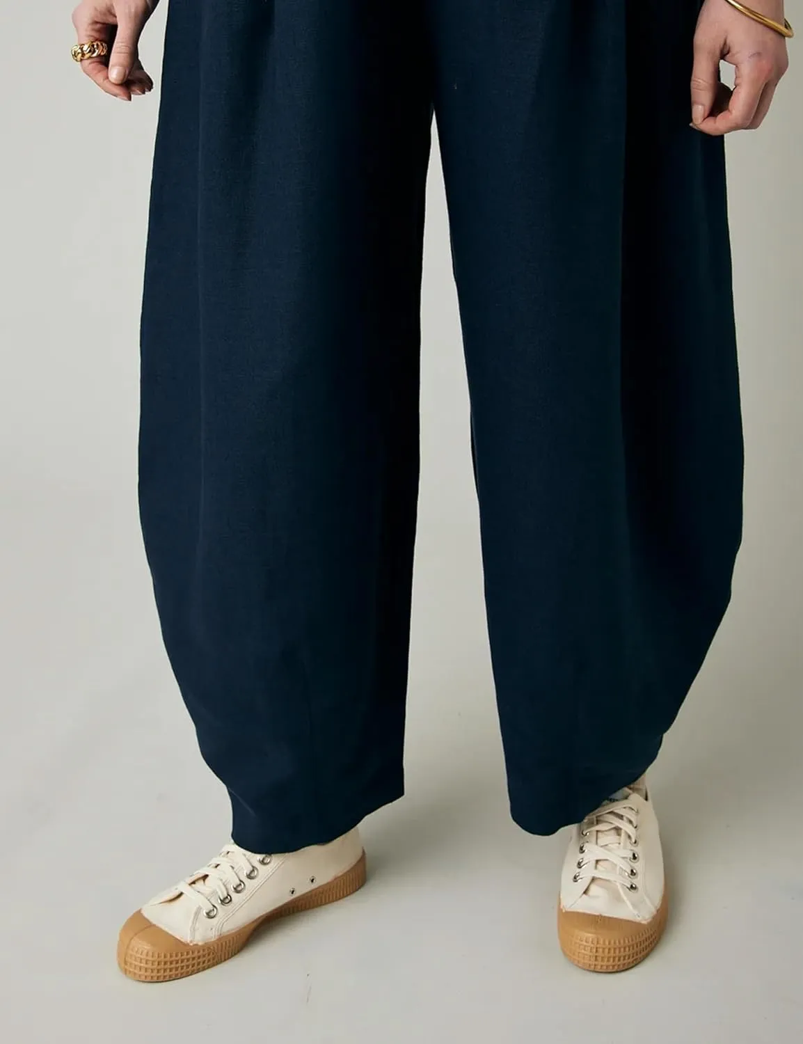 EsheSy Women's Cotton Linen Harem Pants Elastic Waist Wide Leg Pants Loose Lightweight Trousers with Pockets