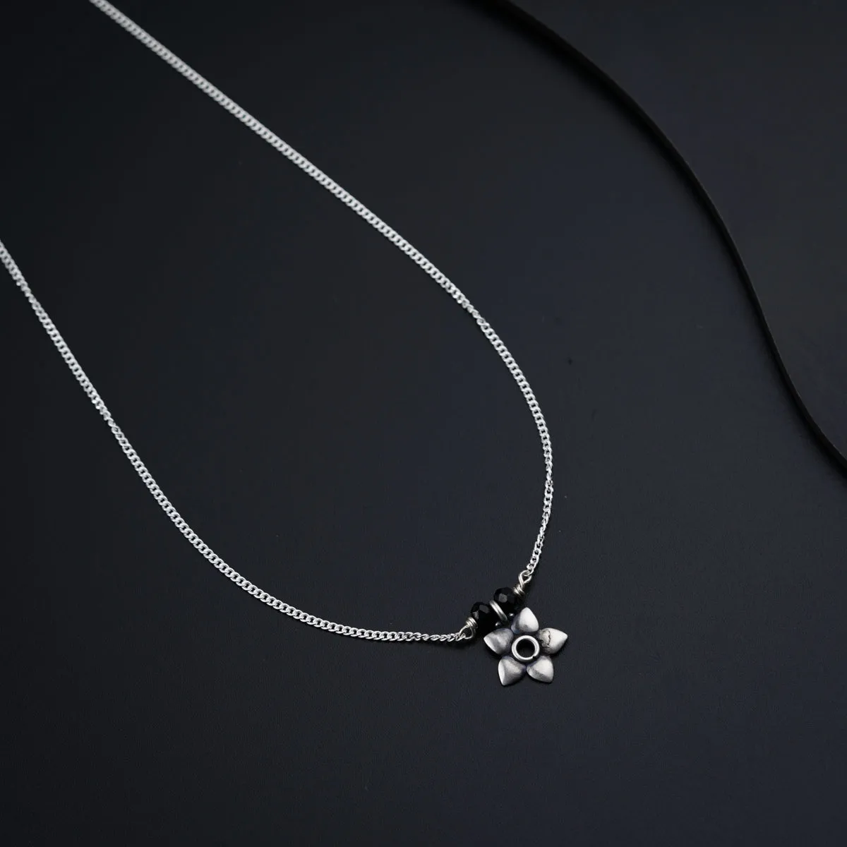 Flower Charm Mangalsutra
