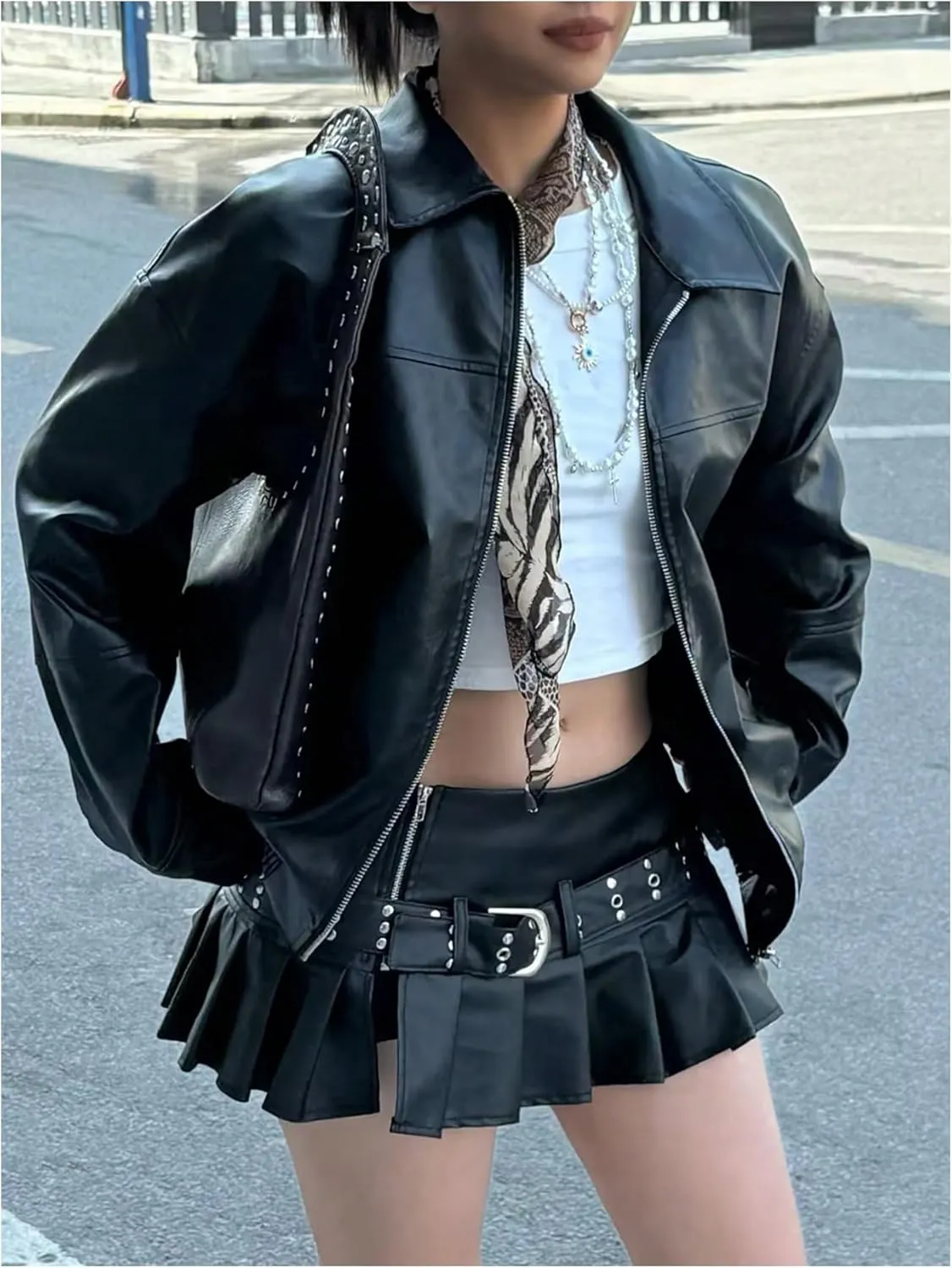 GORGLITTER Women's Oversized Leather Jackets Fashion Motorcycle Coats y2K Winter Outfits
