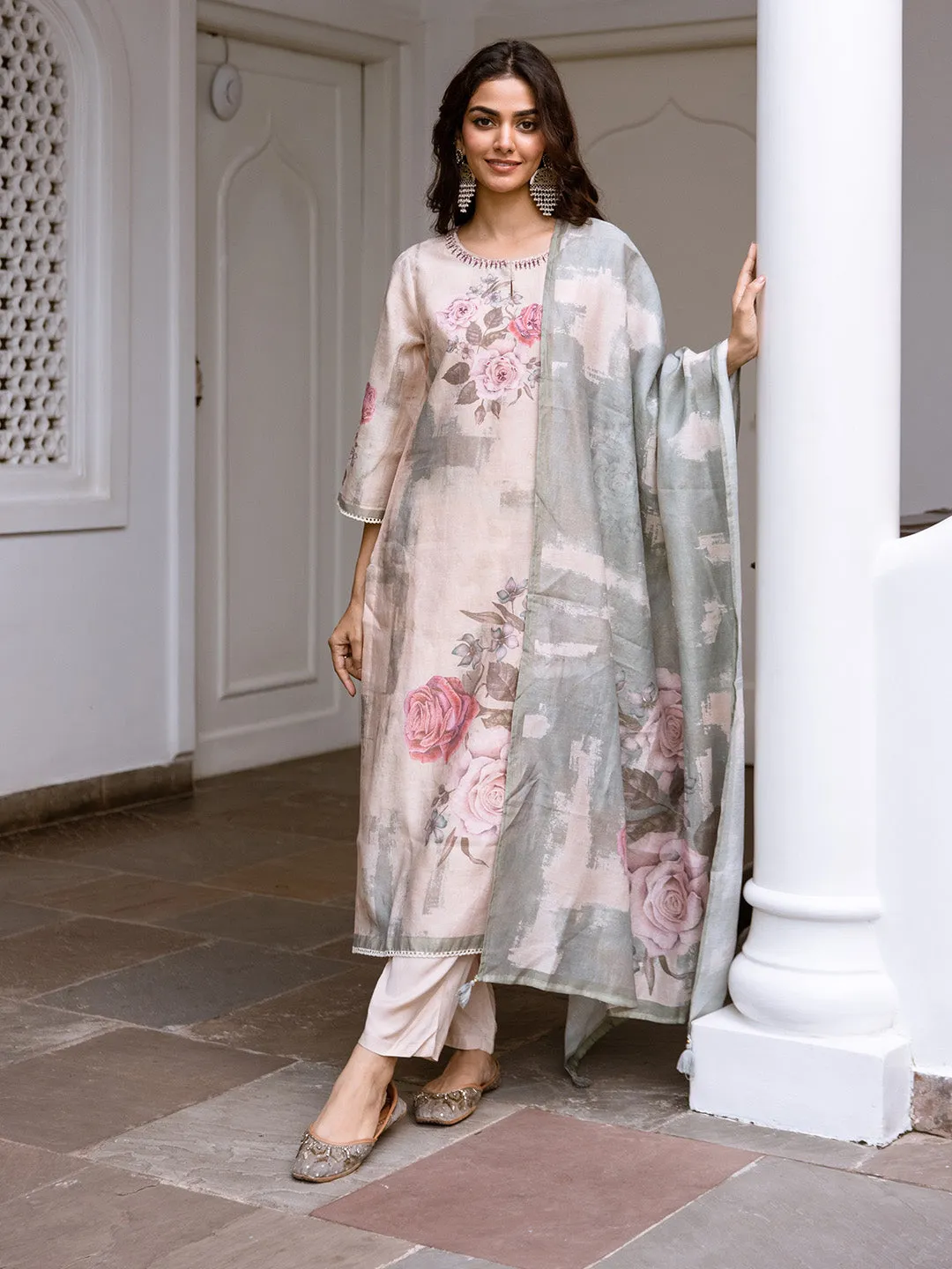 ISHIN Women CREAM MODAL SHIMMER 3pcs kurta set