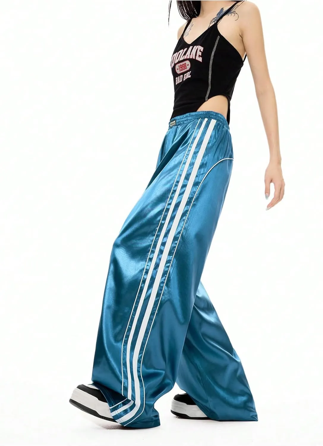 WDIRARA Women's Side Striped Wide Leg Sweatpants Elastic High Waist Track Pants Streetwear Jogger