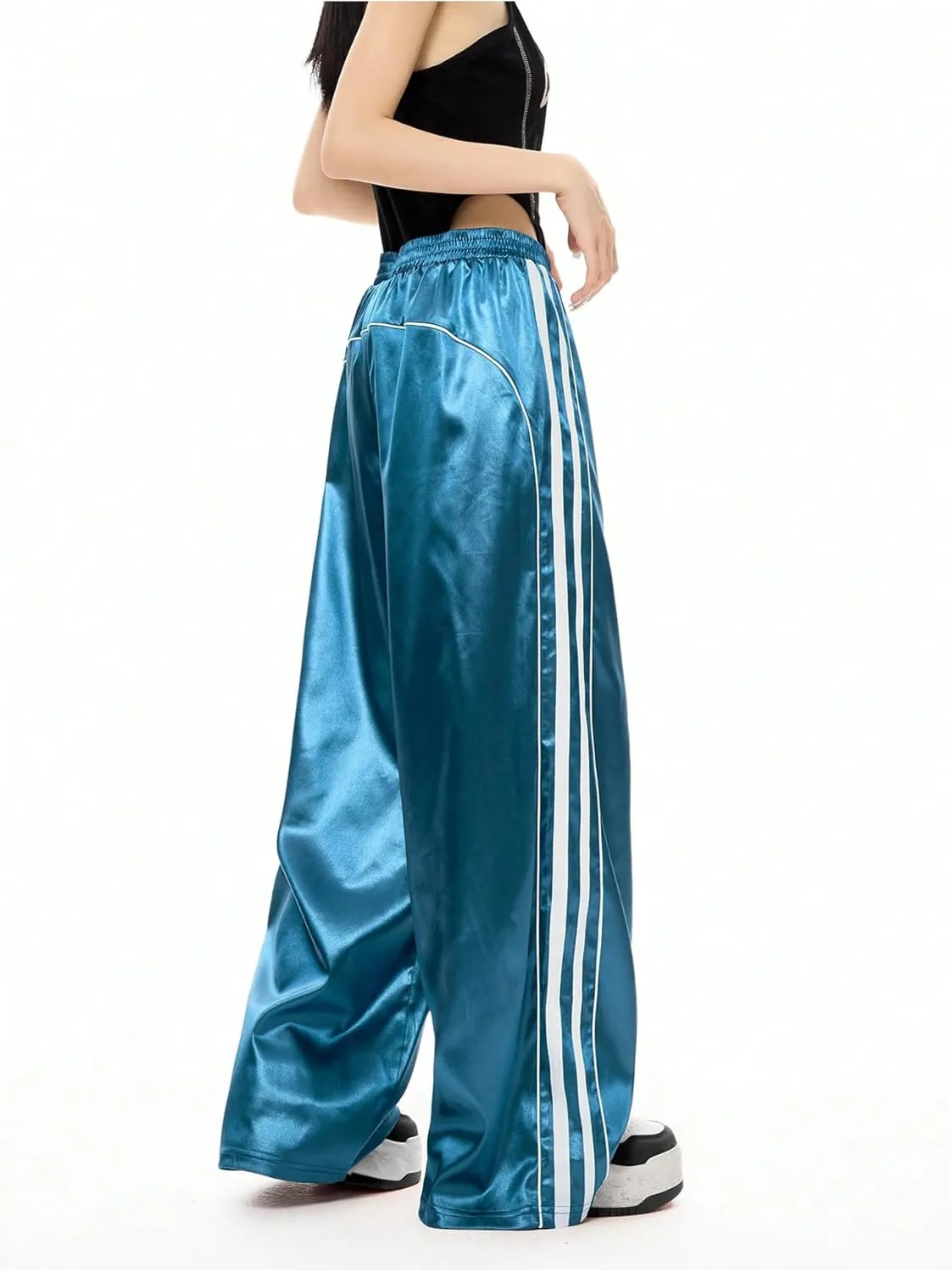 WDIRARA Women's Side Striped Wide Leg Sweatpants Elastic High Waist Track Pants Streetwear Jogger
