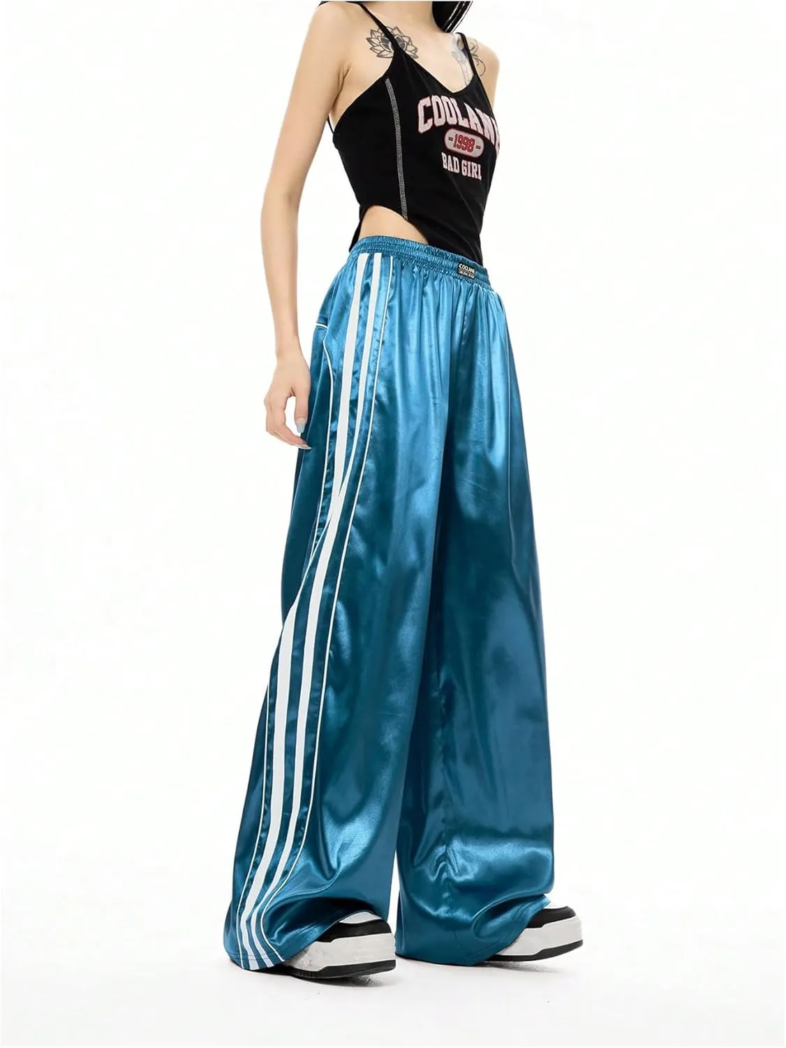 WDIRARA Women's Side Striped Wide Leg Sweatpants Elastic High Waist Track Pants Streetwear Jogger