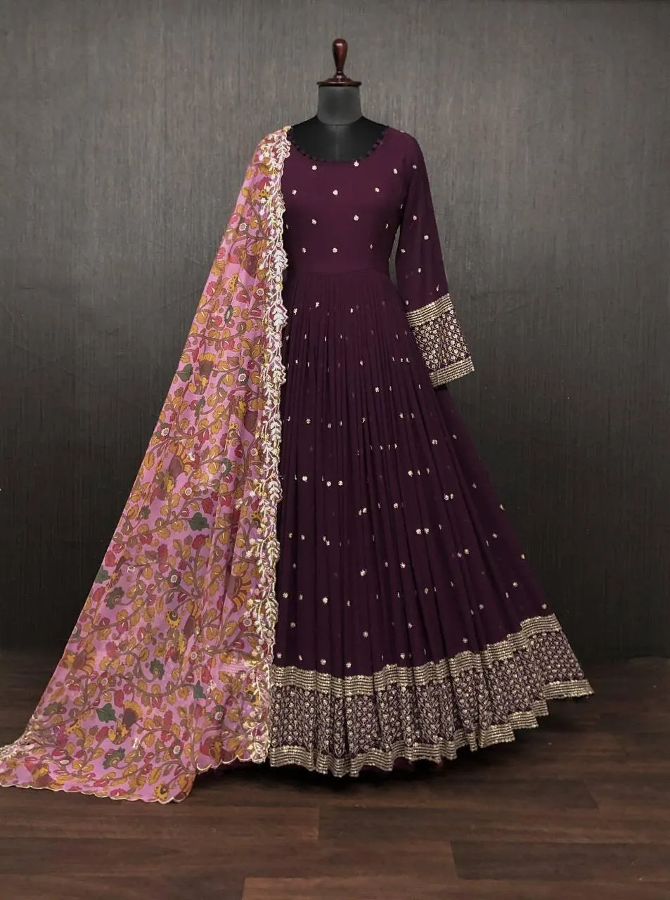 Wine 🌟 Opulent Elegance Gown Set 🌟