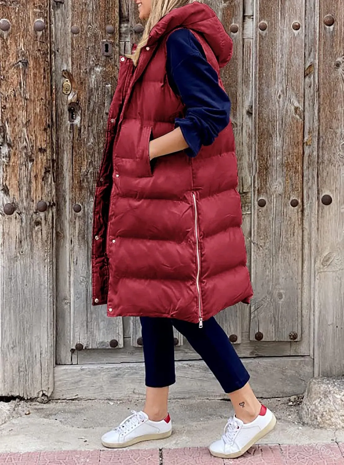 Women's Hooded Long Down Vest Full-Zip Sleeveless Puffer Vest Fashionable Coats Jacket